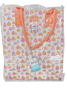 Swig Mega Tote Rolling Utility Bag Tote Pattern Pumpkins and Bows NWT Never Open